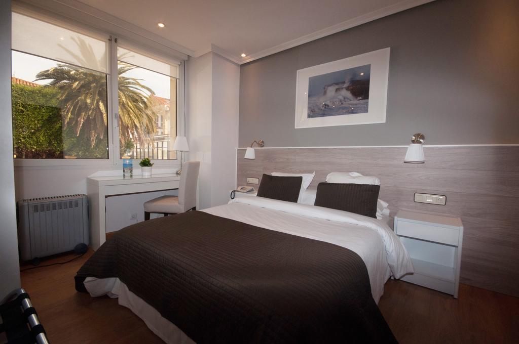 Hotel Don Pepe Ria Ribadesella Pokoj fotografie